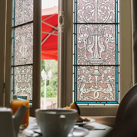 Hotel Chateau Du Clos De La Ribaudiere - Teritoria 4*