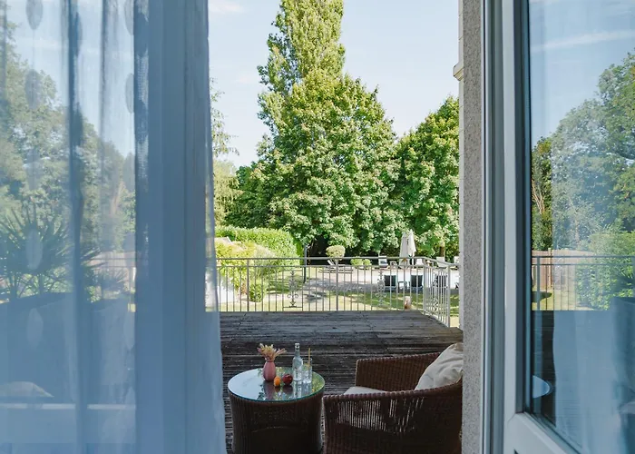 Hotel Chateau Du Clos De La Ribaudiere - Teritoria