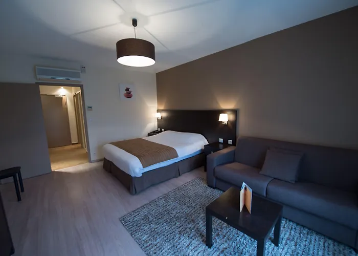 Chateau Du Clos De La Ribaudiere - Teritoria Hotel