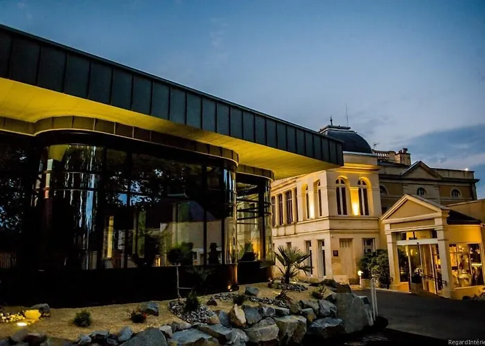 Chateau Du Clos De La Ribaudiere - Teritoria 4*