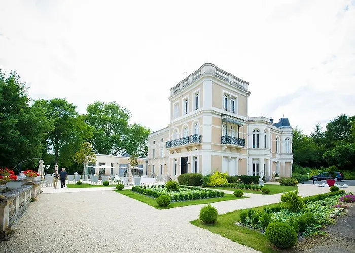 Chateau Du Clos De La Ribaudiere - Teritoria